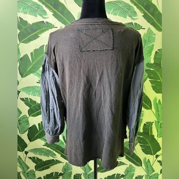 We The Free Free People Sandstorm Tee Black Motif Size M NWT - Picture 5 of 7